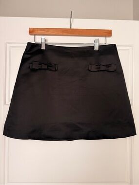 H&M Black Mini Skirt with Twin Bow Details